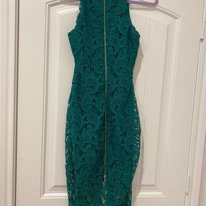 Alexia Admore Lace Midi Dress